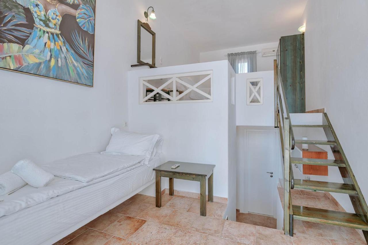 Palm Heaven Boutique Apartments Antiparos Town Exterior foto